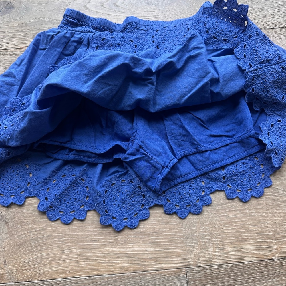 GAP Blue Eyelet Kids Skort - Picture 2 of 3